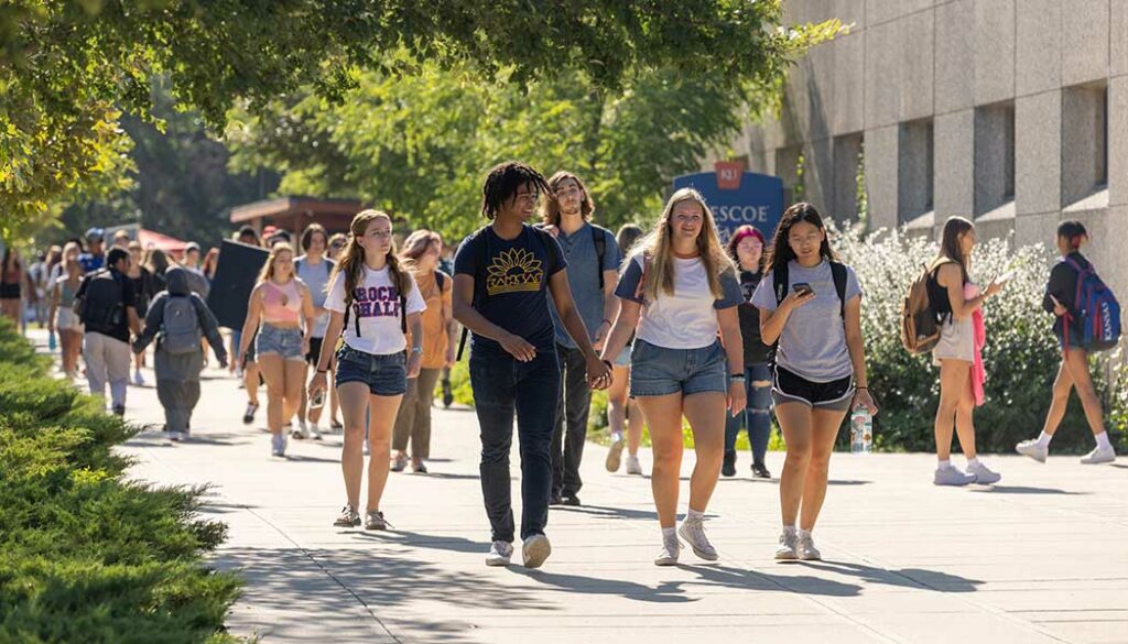 KU’s enrollment boom and ratings rise Kansas Alumni Magazine